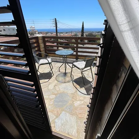 Balmoral Villa *